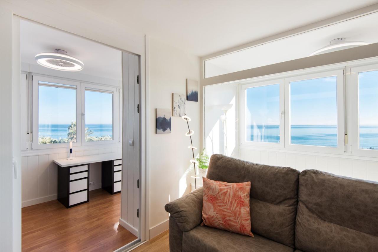 Appartement Magic Of The Ocean, Front Line In Playamar-parking, Sea Views, Pool, Tenis, Paddle, Wifi And Aircon Torremolinos