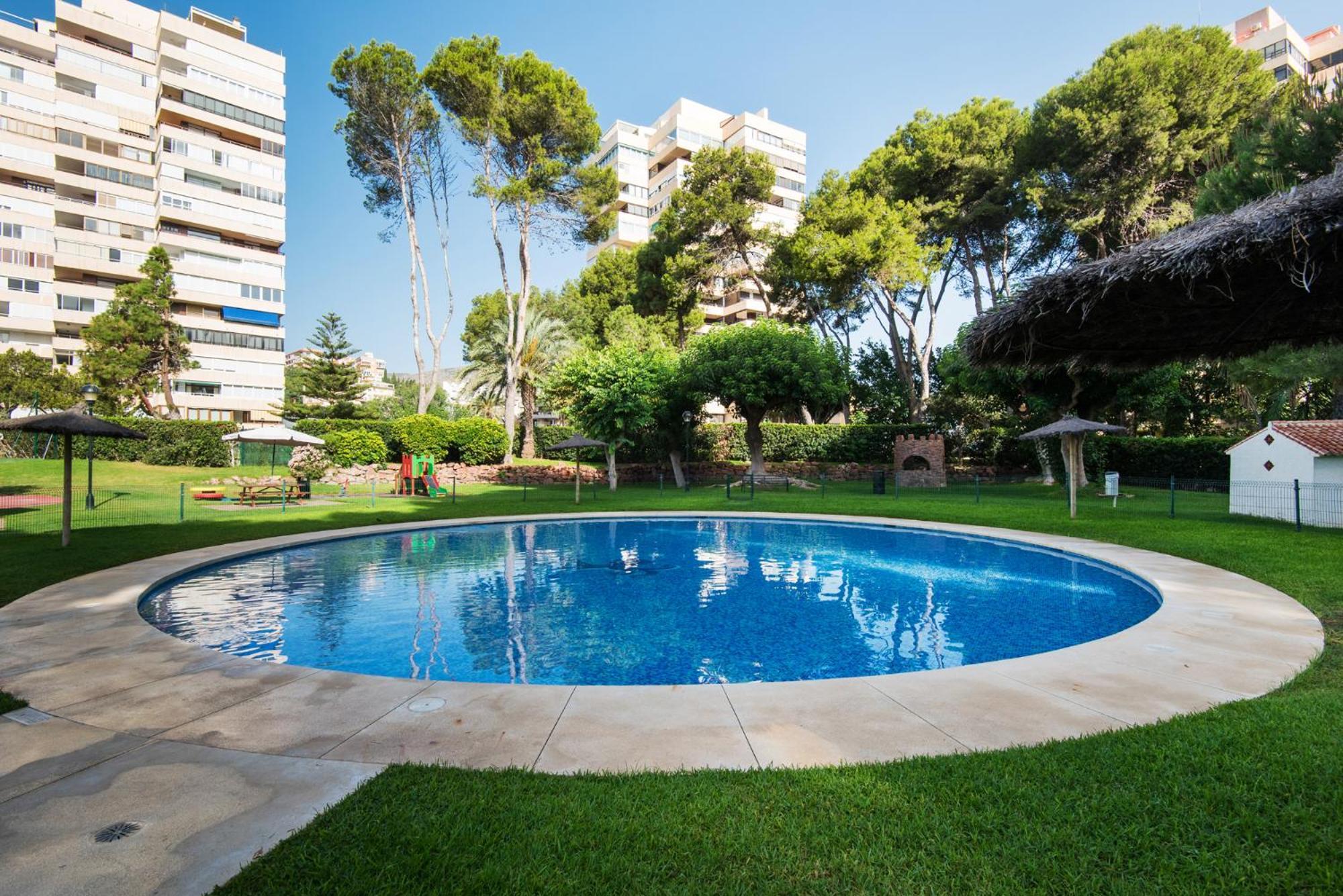Appartement Magic Of The Ocean, Front Line In Playamar-parking, Sea Views, Pool, Tenis, Paddle, Wifi And Aircon Torremolinos