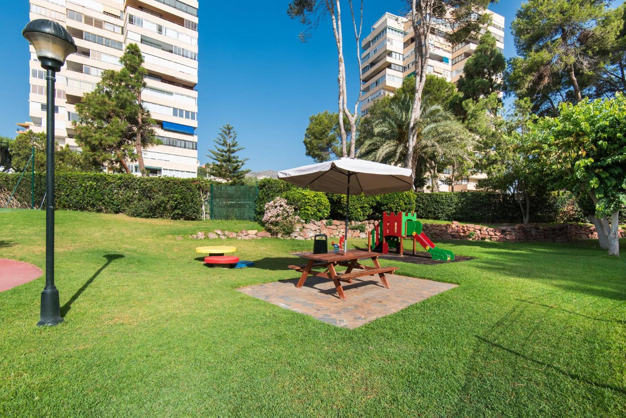 Appartement Magic Of The Ocean, Front Line In Playamar-parking, Sea Views, Pool, Tenis, Paddle, Wifi And Aircon Torremolinos